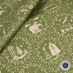 Stoff diagonal gefaltet mit Blick auf Weihnachtshaus- und Tiermotive