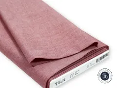 Gefalteter Stoffballen mit Etikett „Chambray 160001 Red".