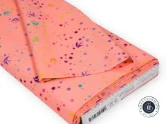 Gefalteter Stoffballen des True-Colors-Stoffs Fairy Dust Sherbert mit sichtbarem Etikett und Artikelnummer PWTP133.