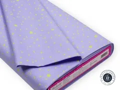 Angeschnittener und gefalteter Stoffballen mit Etikett Space Sprinkles Dream