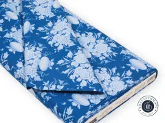 Gefalteter Stoffballen mit Etikett Something Blue – Afina Denim
