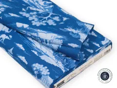 Gefalteter Stoffballen mit Etikett Something Blue – Cottonview Night