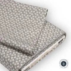 Zusammengelegter Stoffballen mit Bauchbinde, Artikelnummer 130085, Farbe Meadow Grey.