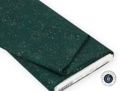 Zusammengelegter Speckled-Stoffballen in Pine mit aufgedrucktem Herstelleretikett (Ruby Star Society, Art.-Nr. 5027-58).