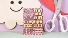 Adventskalender 2026 vor lila Hintergrund mit übergroßer Papierschere und Smiley-Deko