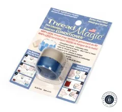 Blau-weißer Thread Magic Round Fadenaufbereiter in der Blisterverpackung aus seitlicher Perspektive