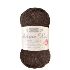 Tilda Merino-Wollknäuel Puppenhaar in der Farbe Dunkelbraun mit Produktetikett