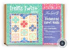 Kartonoberseite des Trellis Twist Quilt Kits mit Quiltmotiv, Inhaltsangabe und Größe 199x199 cm
