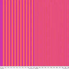 Tula Pink Sticks Firecracker Baumwollstoff mit orangen Längsstreifen auf pink-magentafarbenem Grund, Zollskala unten