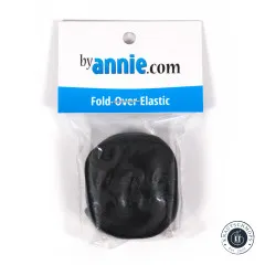 Verpackung des Fold-Over-Elastics in Black, gerade von vorne fotografiert