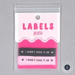 Frontale Ansicht der Verpackung mit den Labeln 'I Didn't Fuck It Up'.
