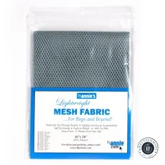 Vorderansicht der Verpackung von ByAnnie's Lightweight Mesh in Pewter mit Farbübersicht auf dem Etikett.