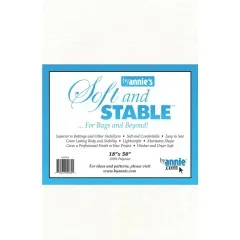 Rückseite der Verpackung mit Materialangabe 100% Polyester und Maßen 18x58 Zoll.
