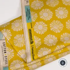 Webkante der Canvas-Variante mit Angaben zur Farbe "Golden", Design "Sunshine" und Kollektion "By The Seaside II".