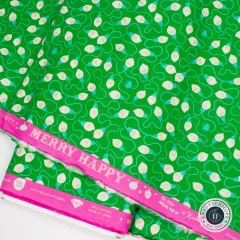 Grüner Lichterketten-Stoff mit pinker Webkante Merry Happy von Ruby Star Society, 100% Cotton