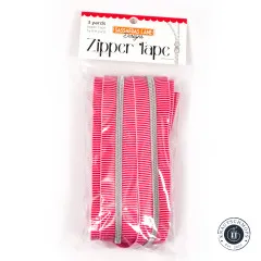 Vorderansicht der Verpackung des 3-Yards-Reißverschlussbands Red Stripe von Sassafras Lane Designs.